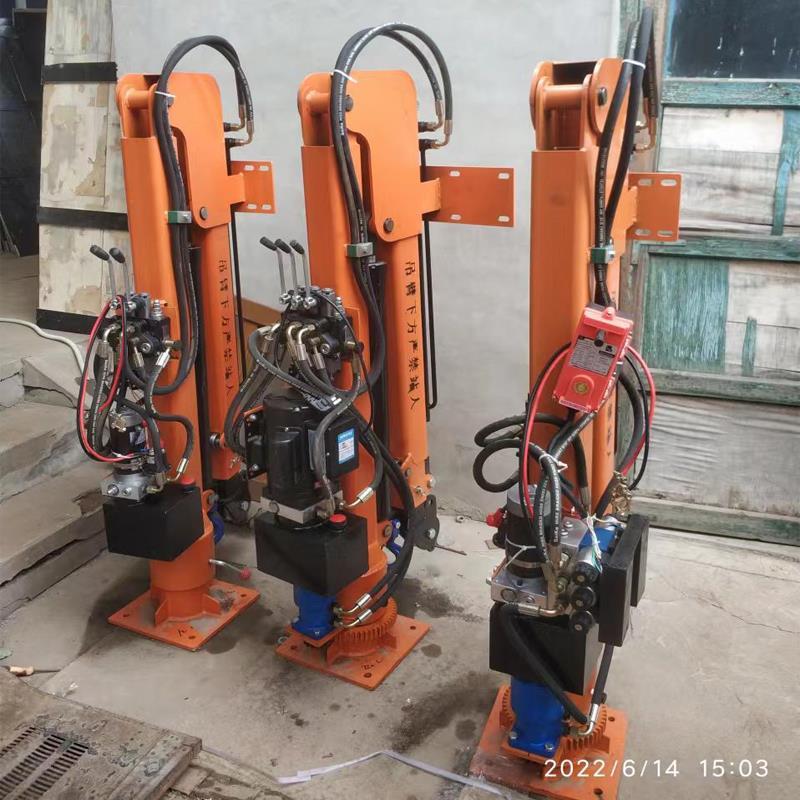 池上乡重汽蓝牌随车吊 3.2吨 国六动力强 液压驱动 农用自卸起重机